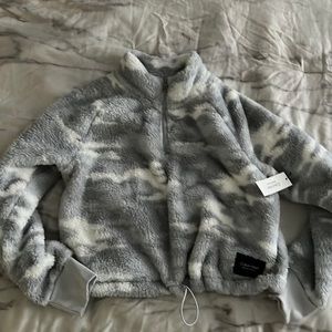 Calvin Klein Performance Cropped Sweater